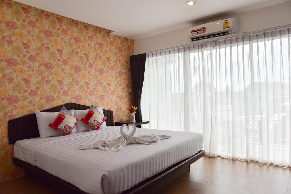 Готель Milano Huahin Екстер'єр фото