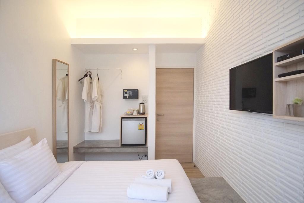 Готель Milano Huahin Екстер'єр фото